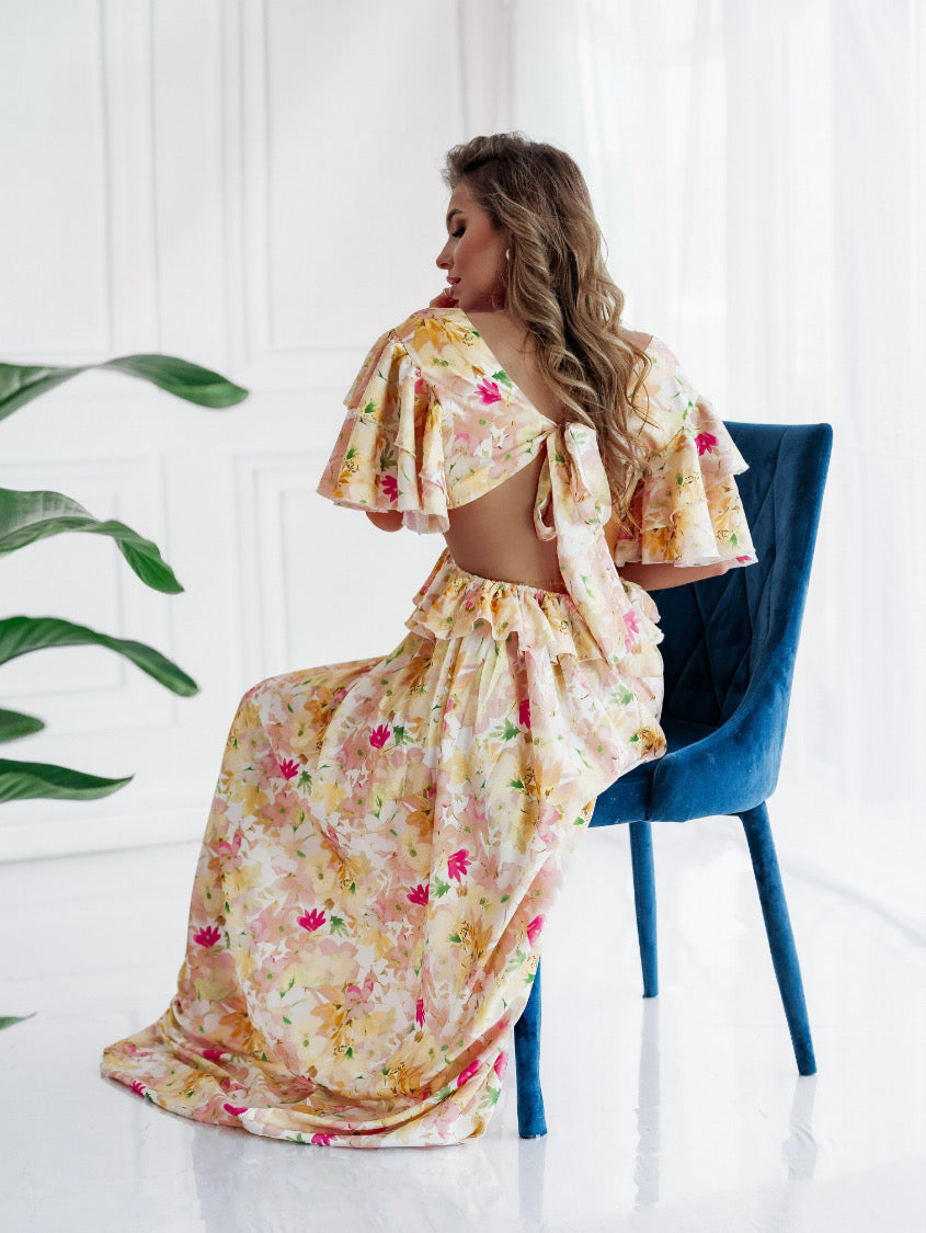 Yelly dress