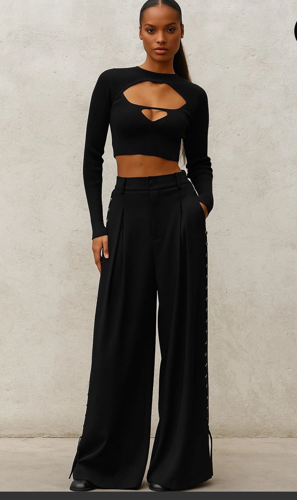 Pantaloni lacci