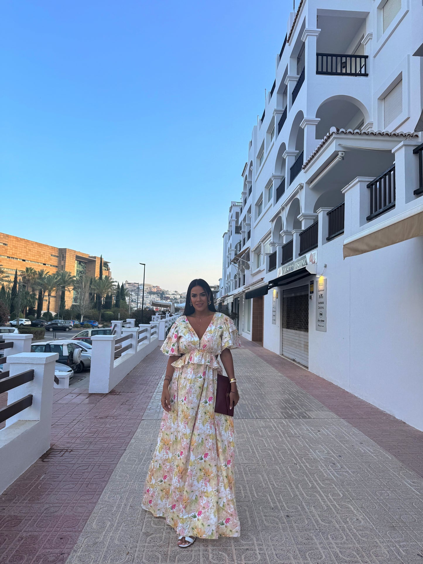 Yelly dress