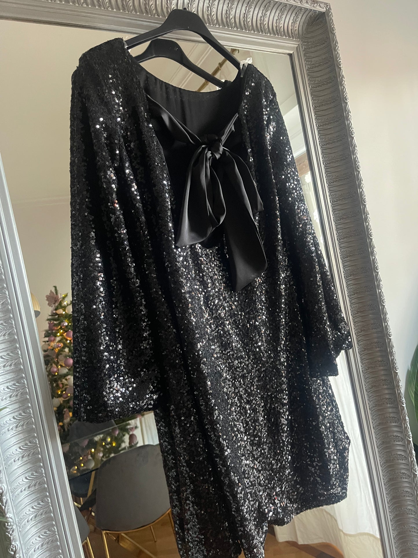 Ribbon dress