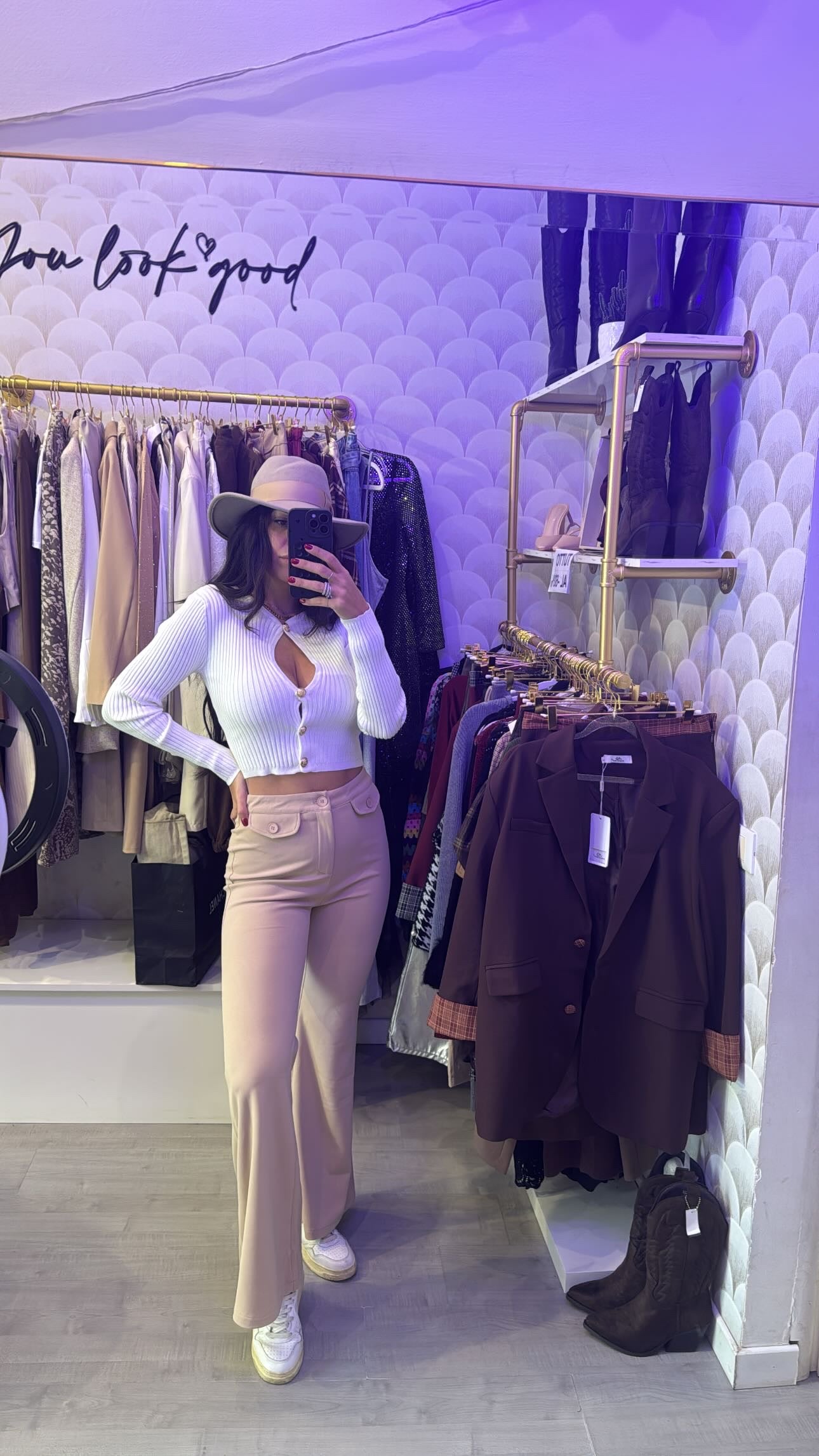 Slim pants